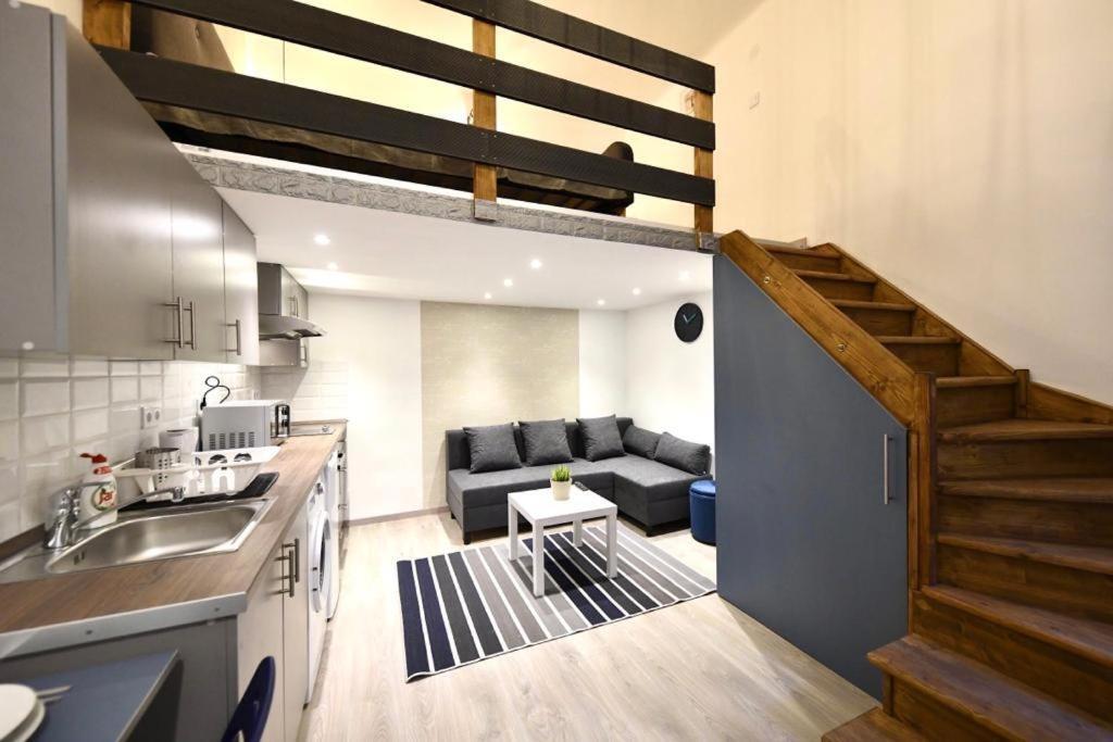 شقة Cosy Flat In Kiraly Str, King بودابست المظهر الخارجي الصورة